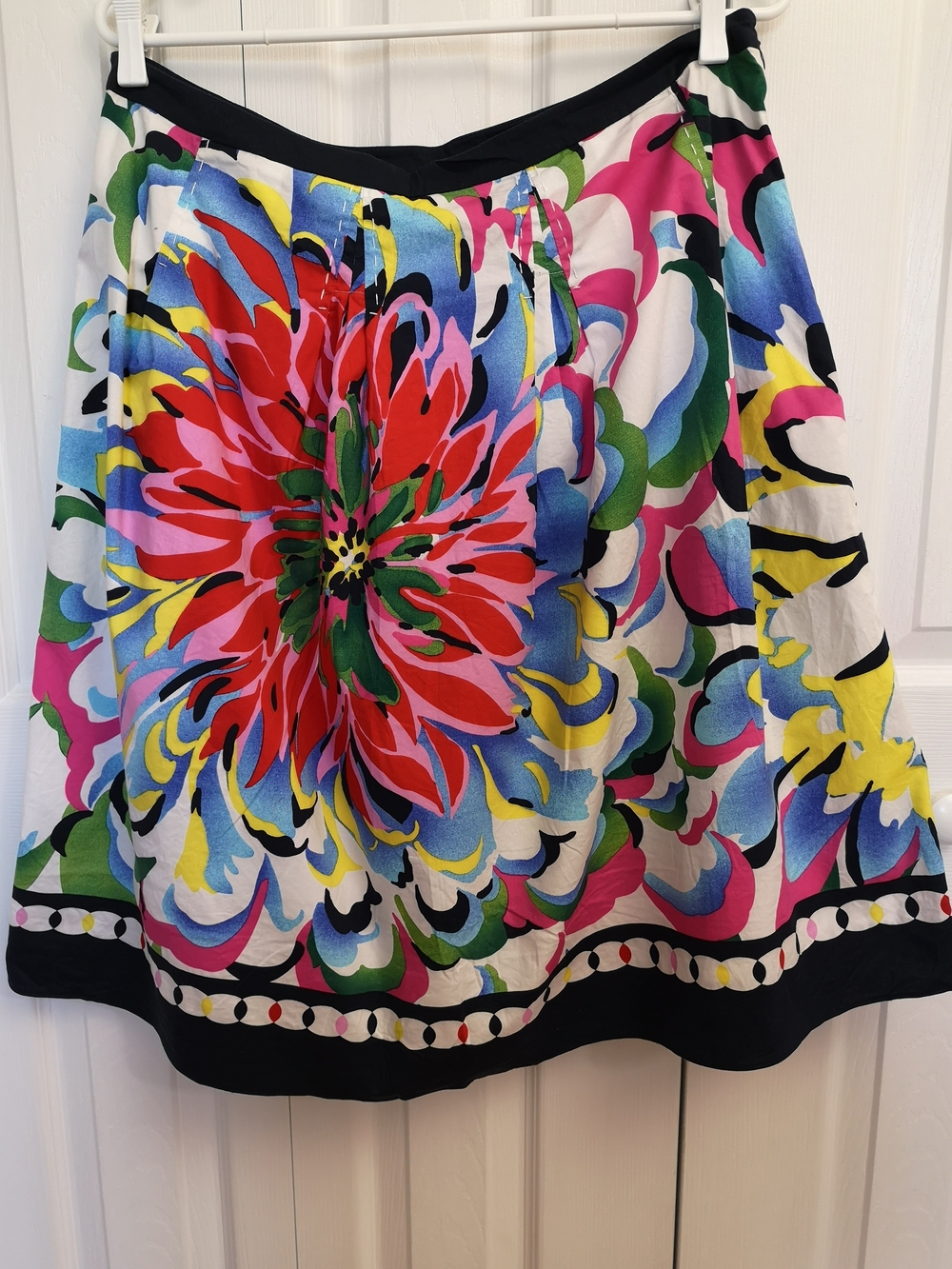 Vibrant Floral A-Line Skirt in Multicolor Size 14